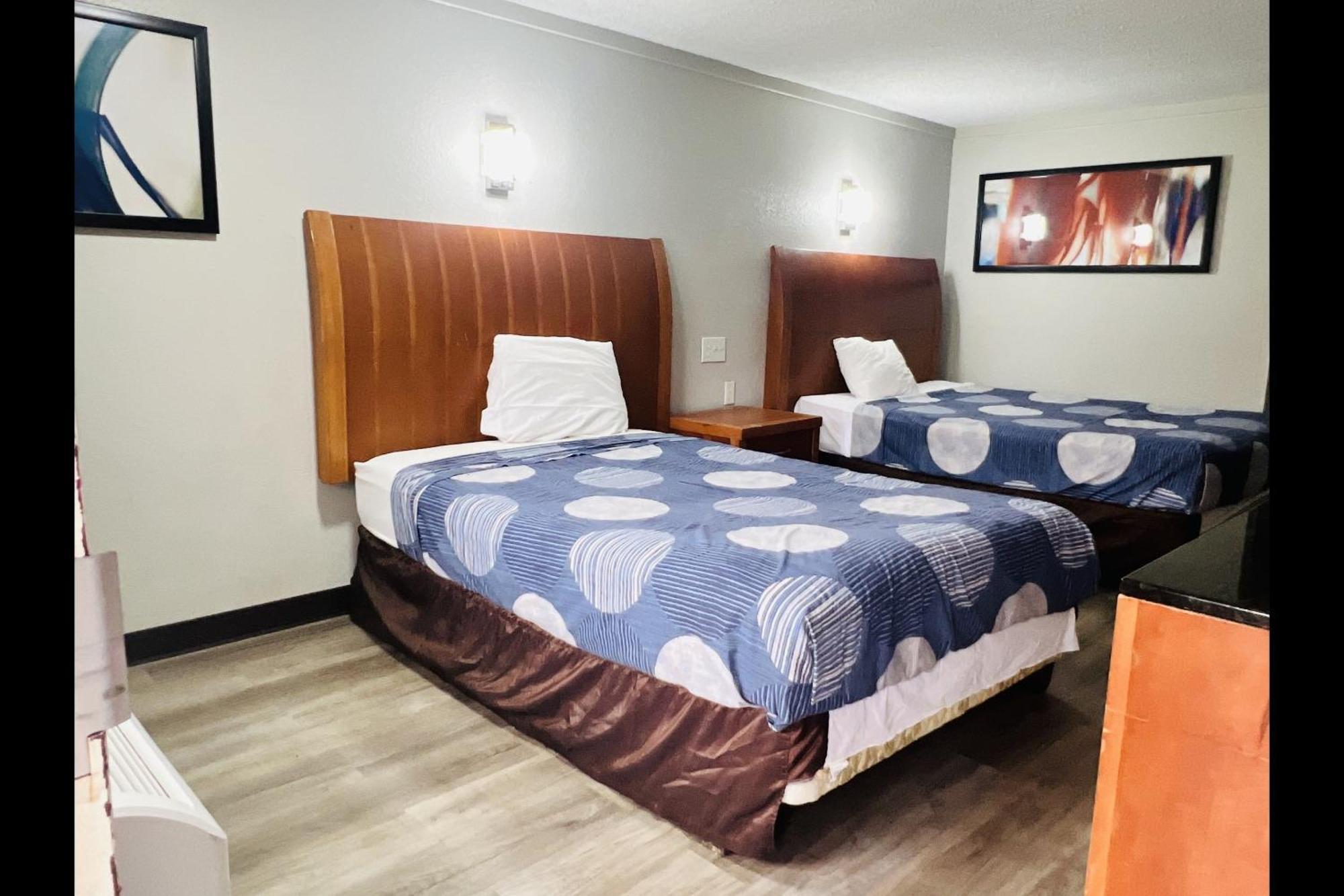 Cozy Garden Inn By Oyo Hwy 40 Richmond Buitenkant foto