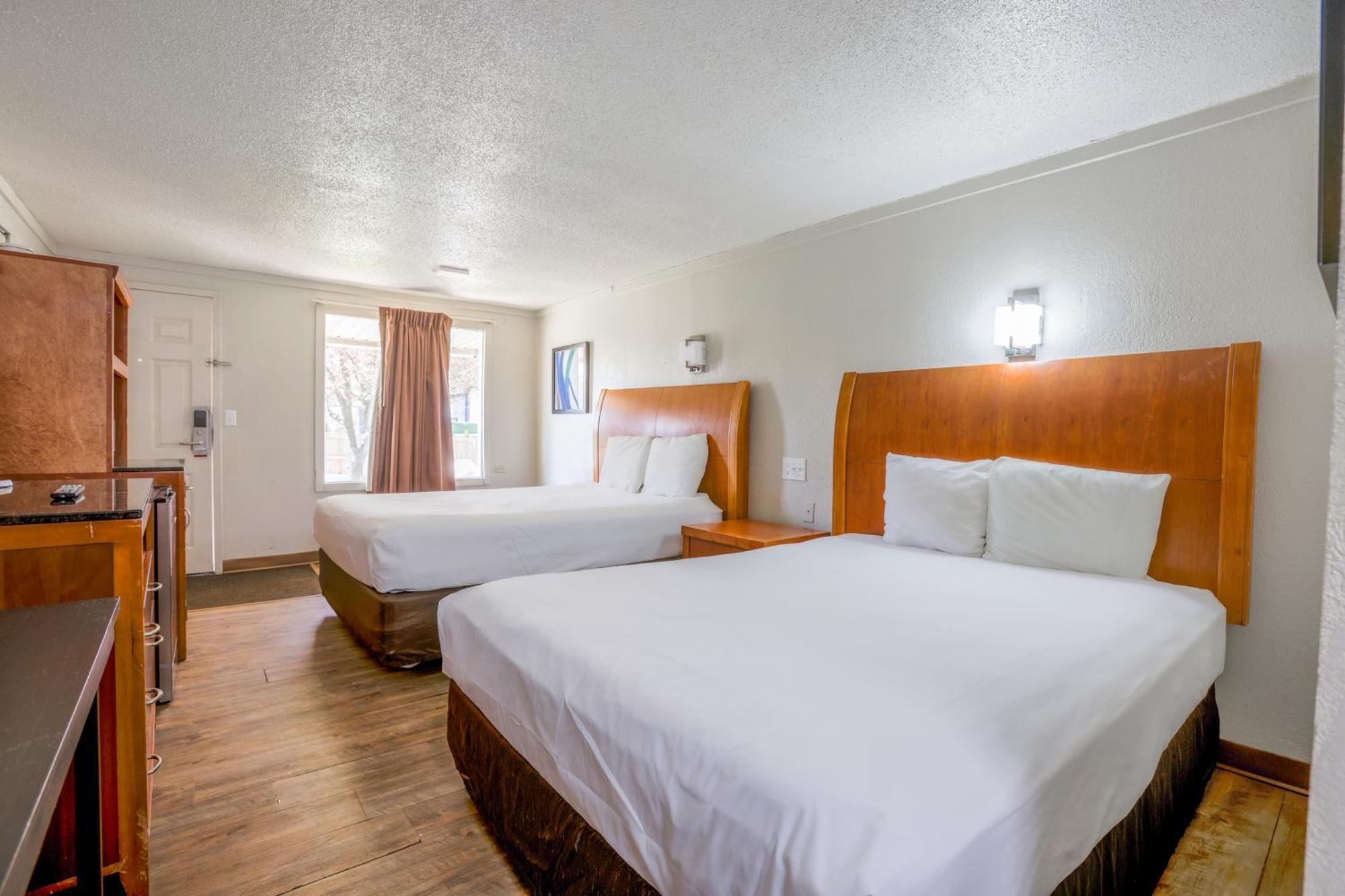 Cozy Garden Inn By Oyo Hwy 40 Richmond Buitenkant foto