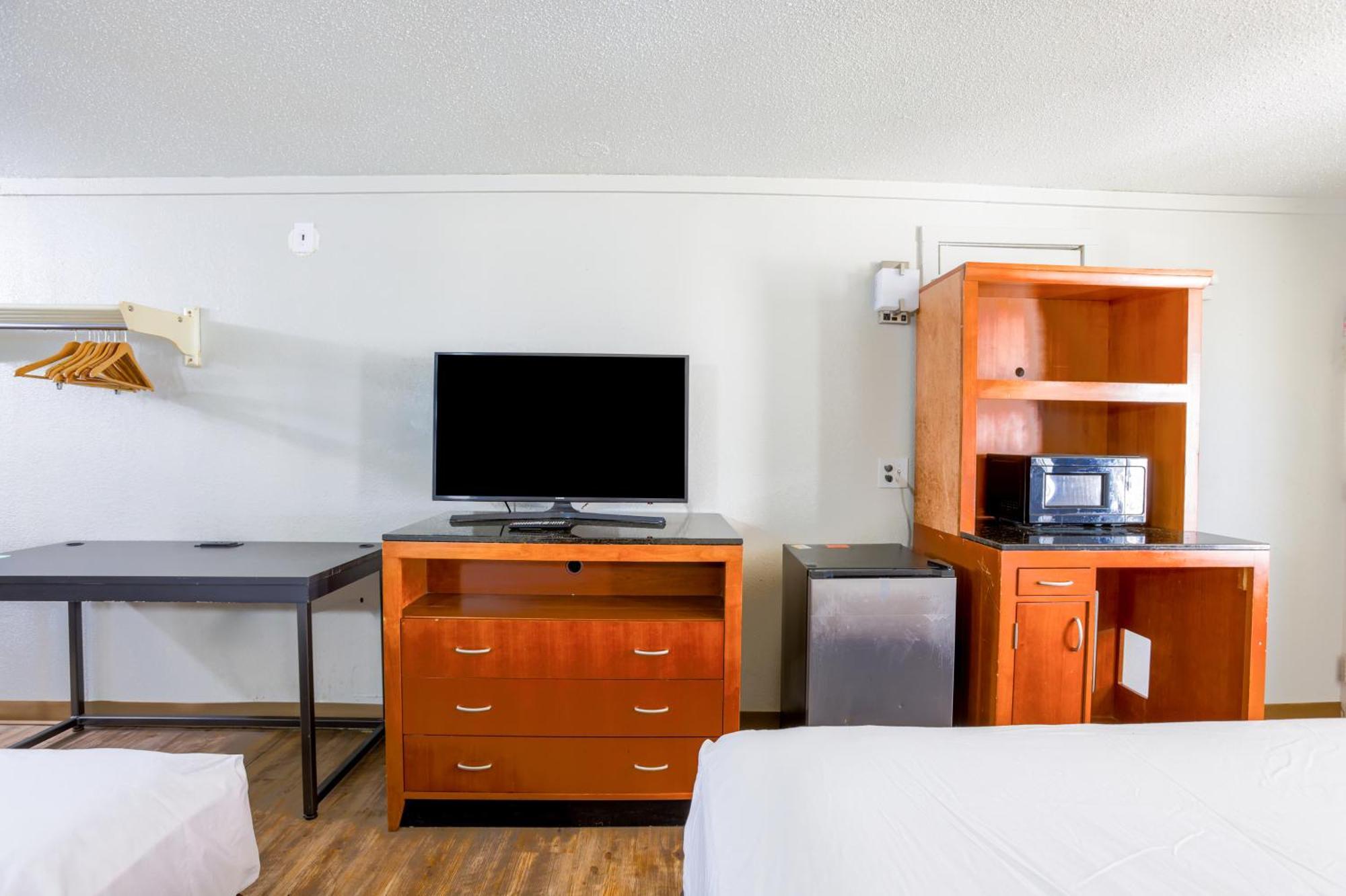 Cozy Garden Inn By Oyo Hwy 40 Richmond Buitenkant foto