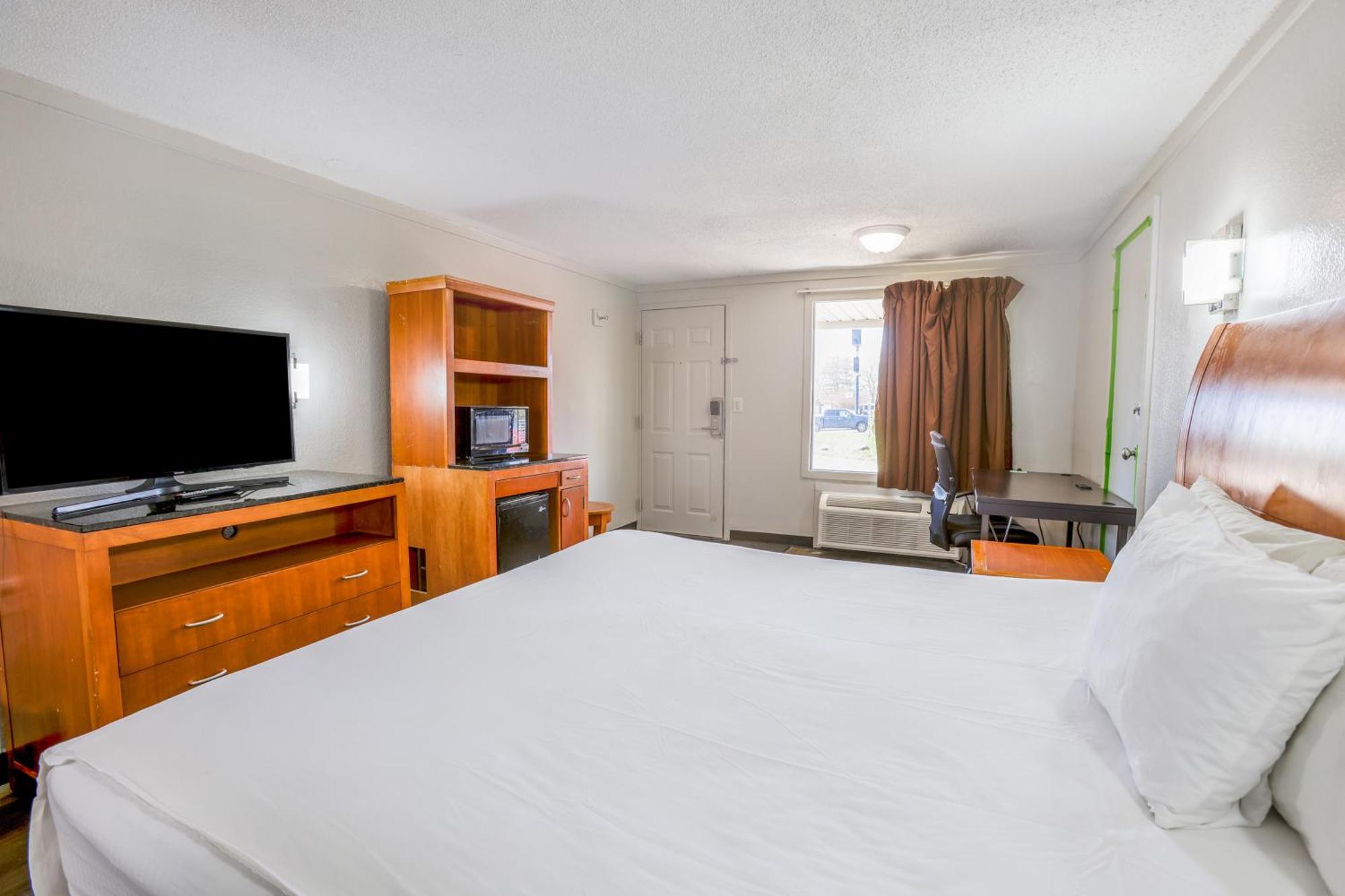 Cozy Garden Inn By Oyo Hwy 40 Richmond Buitenkant foto