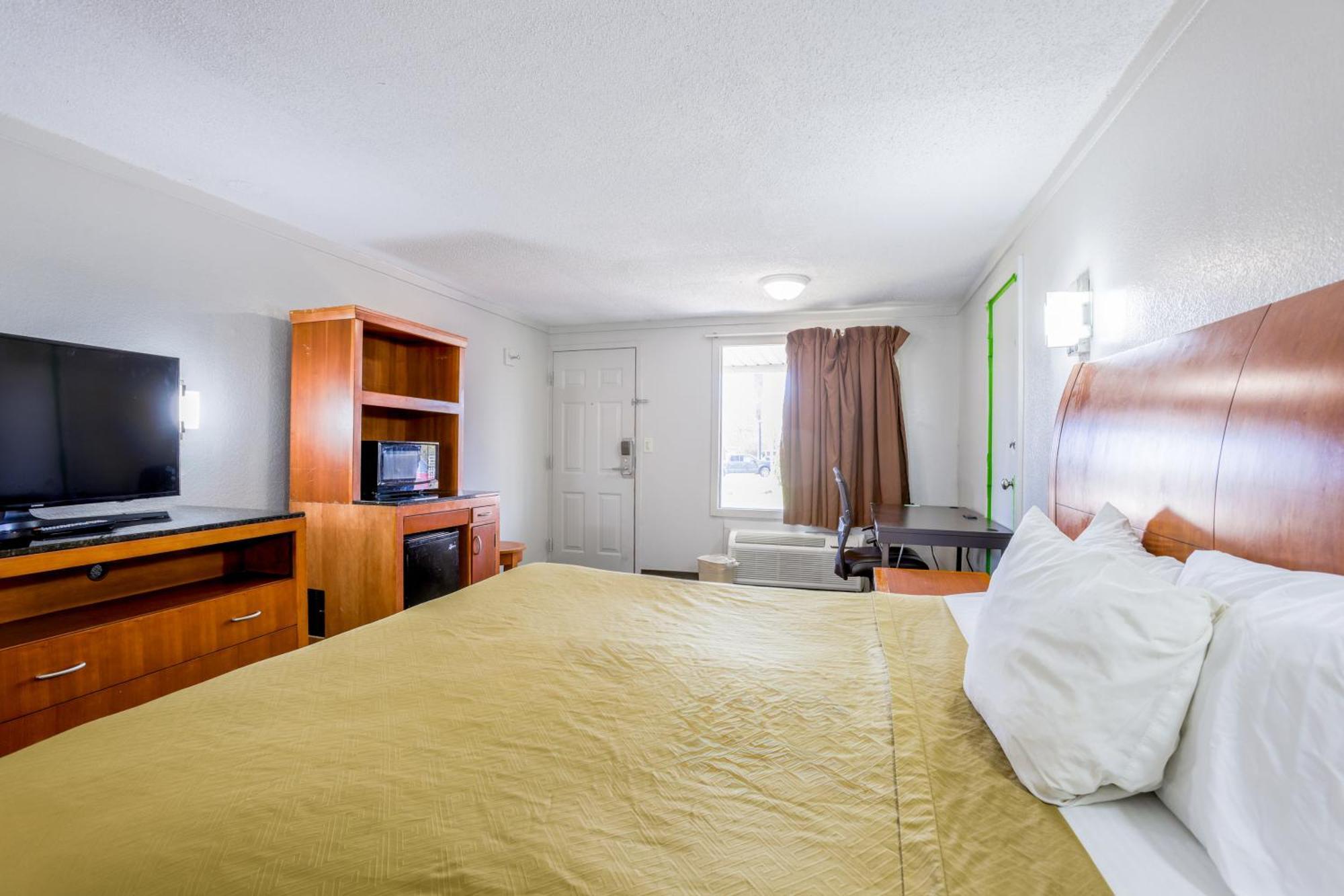 Cozy Garden Inn By Oyo Hwy 40 Richmond Buitenkant foto