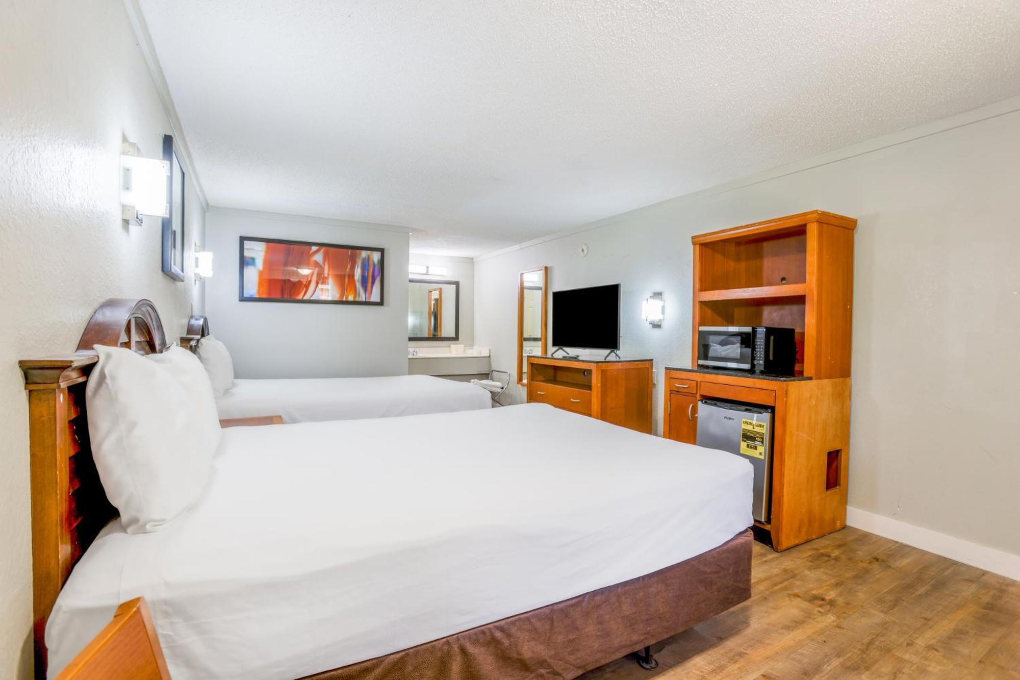Cozy Garden Inn By Oyo Hwy 40 Richmond Buitenkant foto