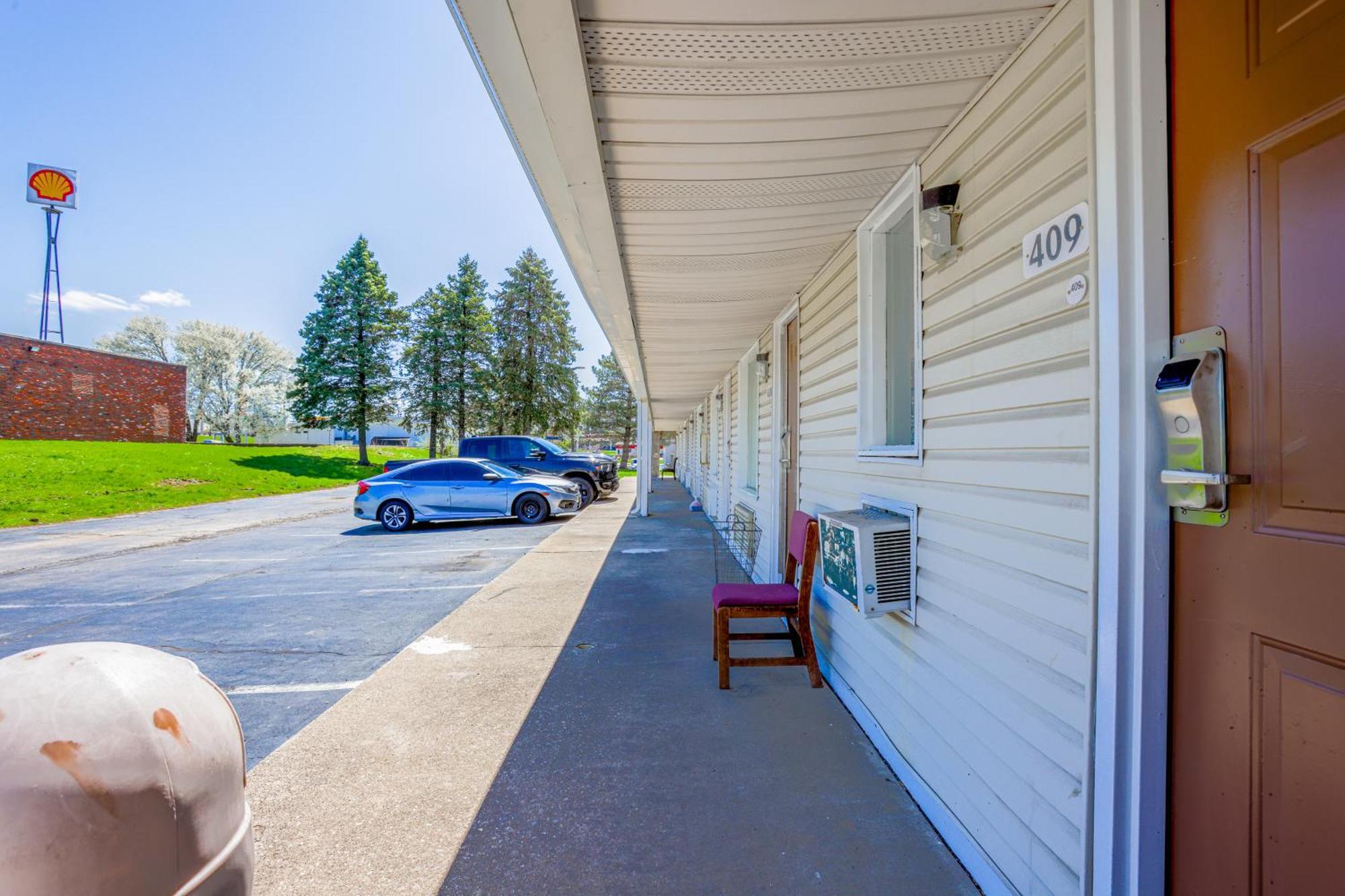 Cozy Garden Inn By Oyo Hwy 40 Richmond Buitenkant foto